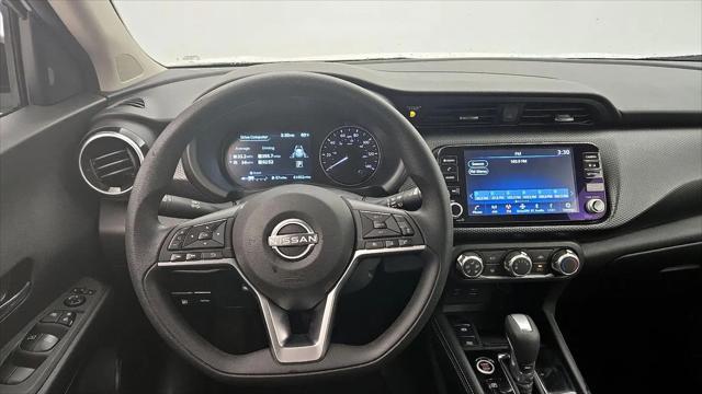 2023 Nissan Kicks SV Xtronic CVT