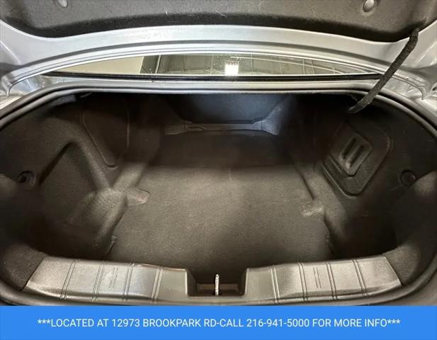 2023 Chevrolet Camaro RWD Coupe 1LT
