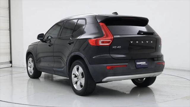 2021 Volvo XC40 T4 Momentum