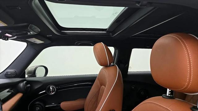 2023 MINI Hardtop Cooper