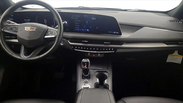 2025 Cadillac XT4 AWD Premium Luxury