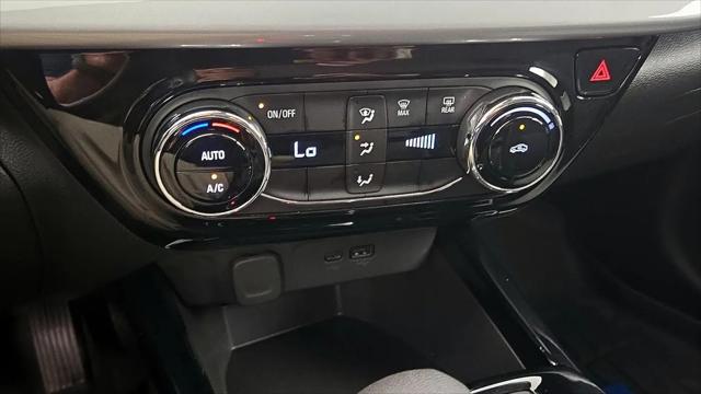 2025 Chevrolet Trax FWD LT