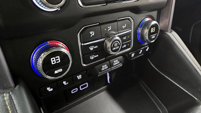 2024 GMC Yukon XL 2WD SLT