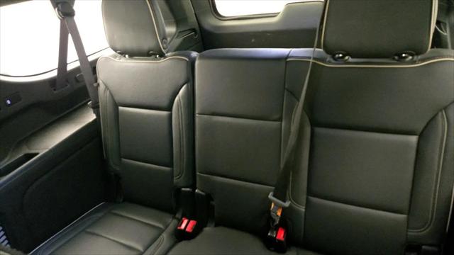 2024 GMC Yukon XL 2WD SLT