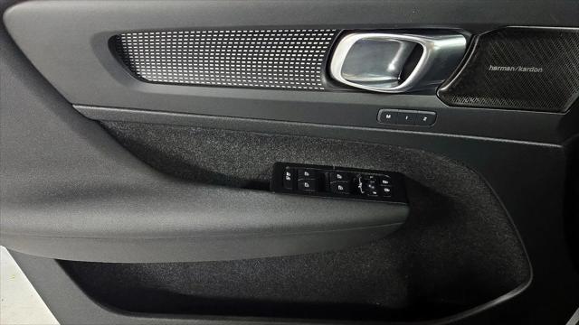 2021 Volvo XC40 Recharge Pure Electric P8