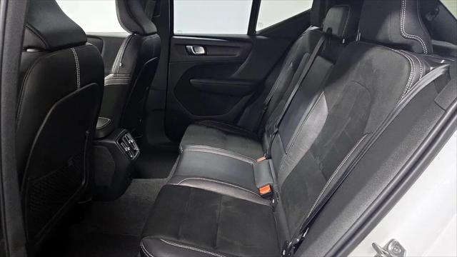 2021 Volvo XC40 Recharge Pure Electric P8
