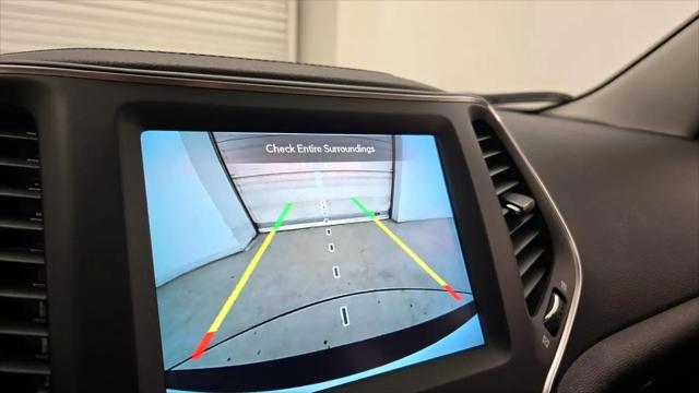 2023 Jeep Cherokee Altitude Lux 4x4
