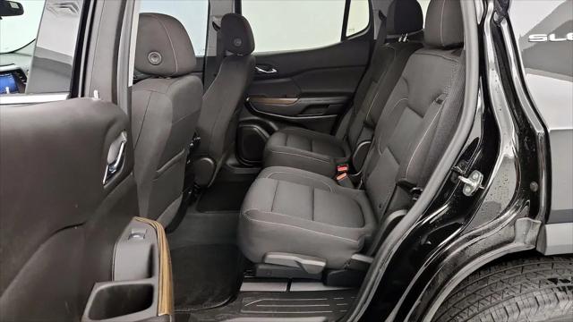 2022 GMC Acadia FWD SLE