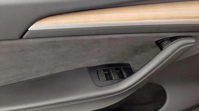 2024 Tesla Model Y Long Range Dual Motor All-Wheel Drive