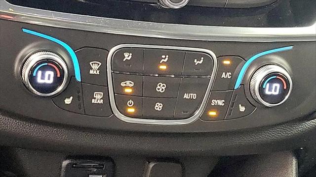 2023 Chevrolet Traverse AWD LT Leather