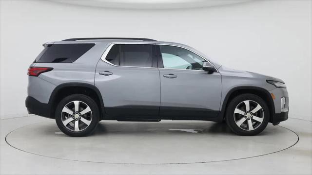 2023 Chevrolet Traverse AWD LT Leather