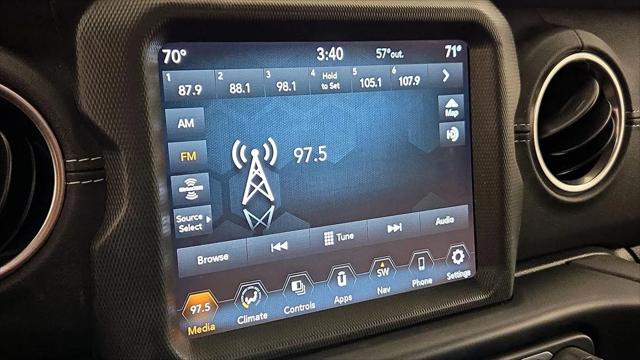 2022 Jeep Wrangler Unlimited Sahara 4x4