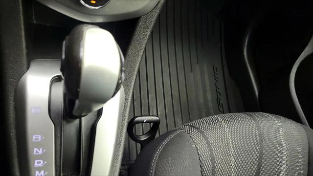 2020 Chevrolet Sonic FWD Sedan LT