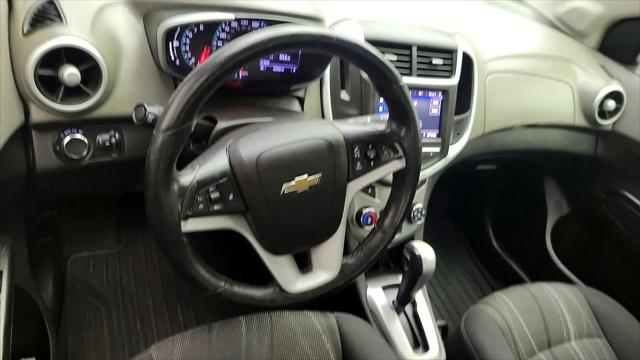 2020 Chevrolet Sonic FWD Sedan LT