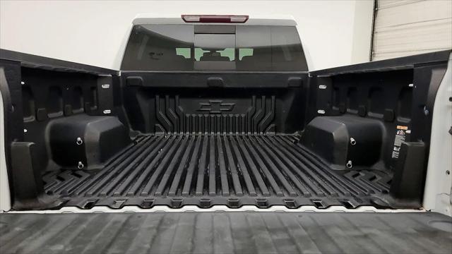 2021 Chevrolet Silverado 1500 2WD Crew Cab Short Bed LTZ