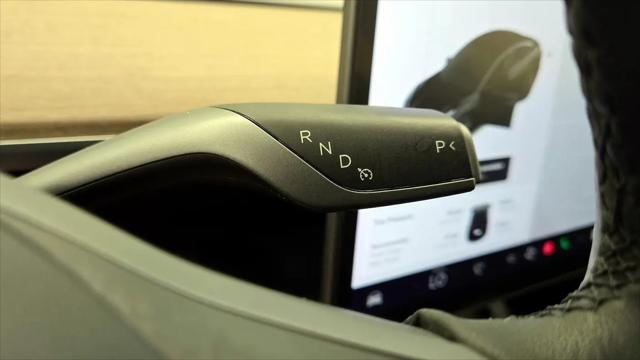 2022 Tesla Model 3 Rear-Wheel Drive