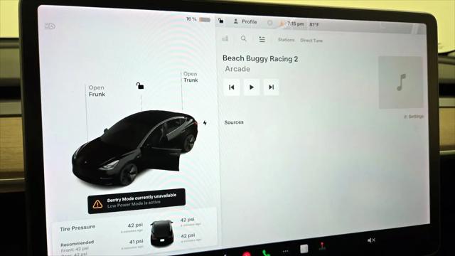 2022 Tesla Model 3 Rear-Wheel Drive
