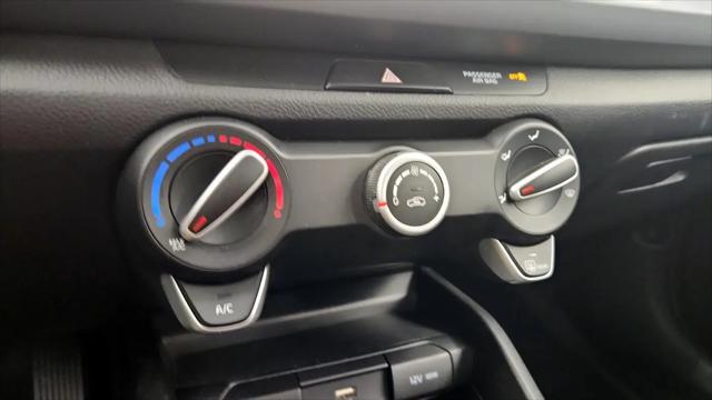 2022 Kia Rio LX