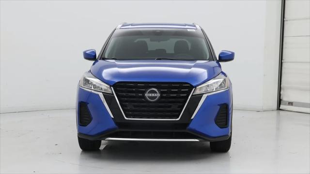 2022 Nissan Kicks SV Xtronic CVT