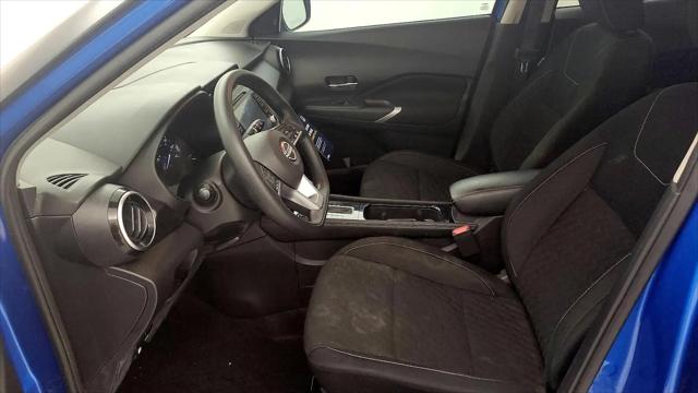 2022 Nissan Kicks SV Xtronic CVT