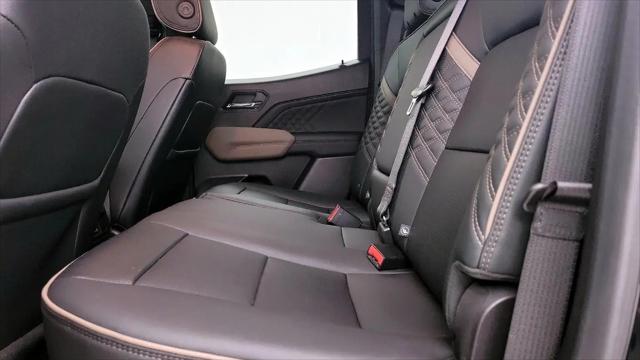2023 GMC Canyon 4WD Crew Cab Short Box Denali