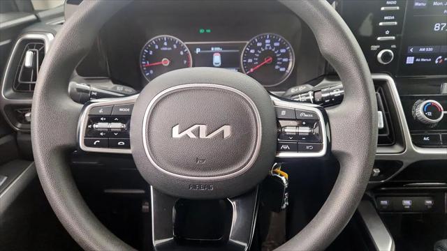 2022 Kia Sorento LX