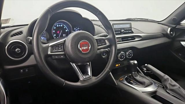 2017 Fiat 124 Spider Classica