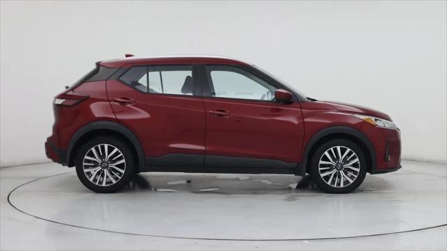 2022 Nissan Kicks SV Xtronic CVT