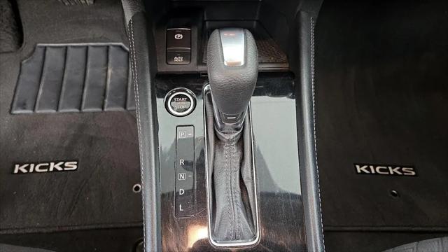 2022 Nissan Kicks SV Xtronic CVT