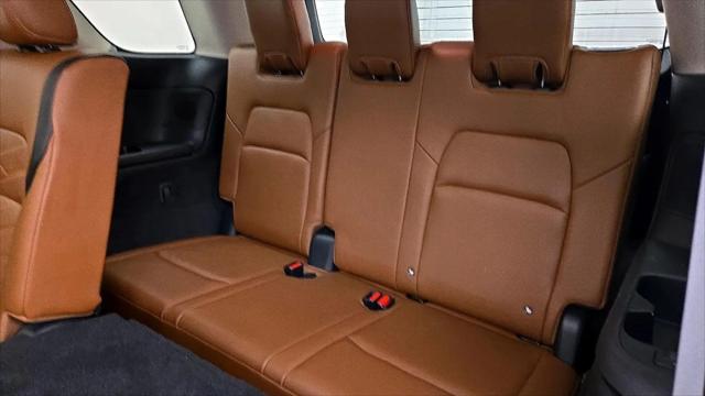2024 Nissan Pathfinder Platinum FWD