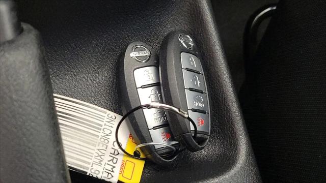 2021 Nissan Versa SV Xtronic CVT