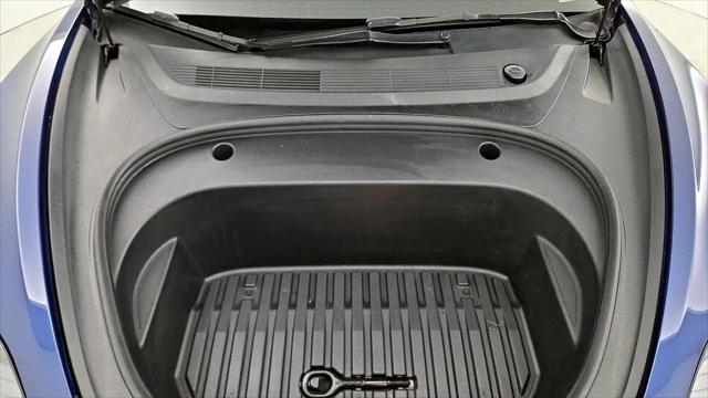 2022 Tesla Model 3 Long Range Dual Motor All-Wheel Drive