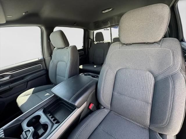2023 Ram 1500 Big Horn Crew Cab 4x4 5'7" Box