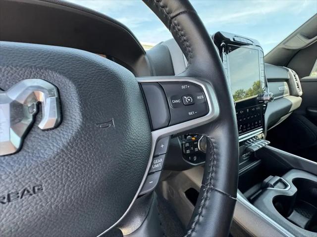 2023 Ram 1500 Big Horn Crew Cab 4x4 5'7" Box