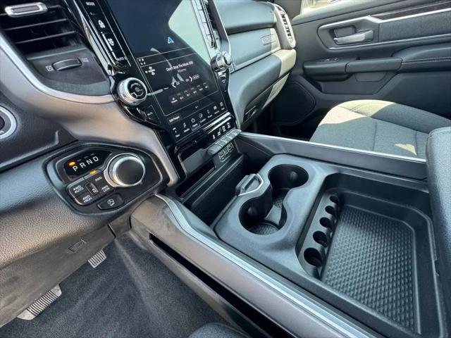 2023 Ram 1500 Big Horn Crew Cab 4x4 5'7" Box