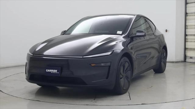 2026 Tesla Model Y Premium Rear-Wheel Drive
