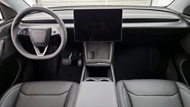 2026 Tesla Model Y Premium Rear-Wheel Drive