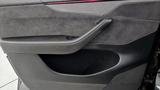 2026 Tesla Model Y Premium Rear-Wheel Drive