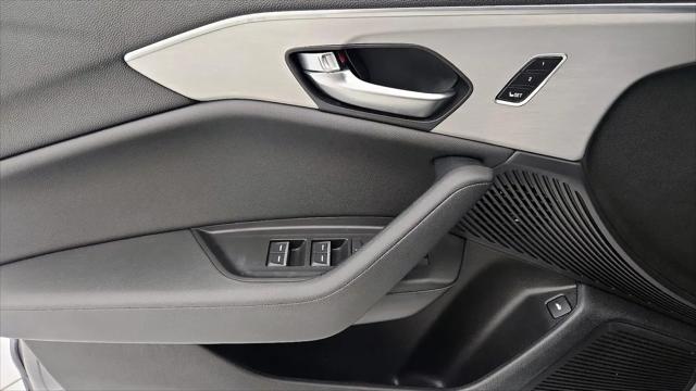 2023 Acura TLX Standard