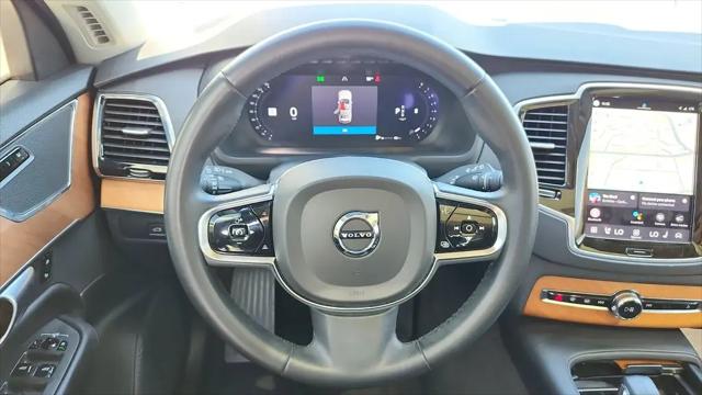 2023 Volvo XC90 B5 Plus