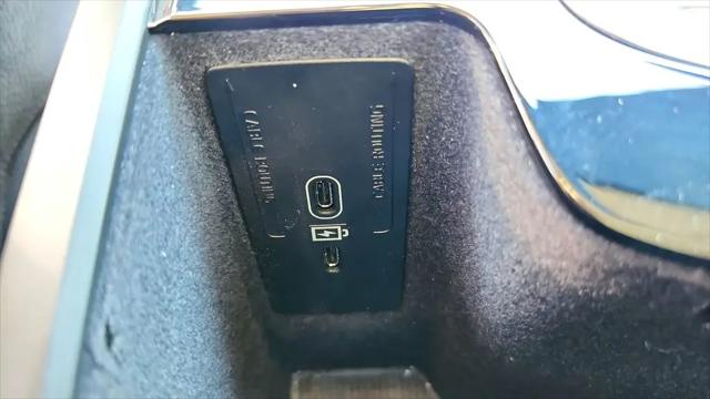 2023 Volvo XC90 B5 Plus