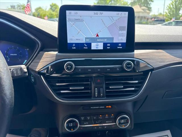 2020 Ford Escape Titanium