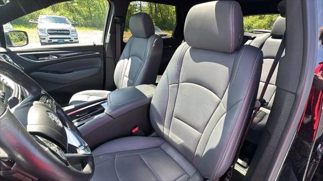 2023 Buick Enclave Essence AWD