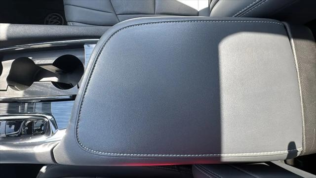 2023 Buick Enclave Essence AWD