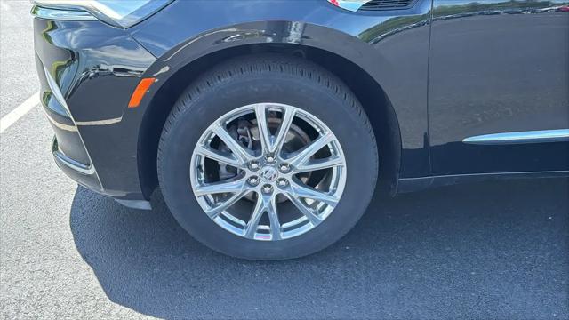 2023 Buick Enclave Essence AWD