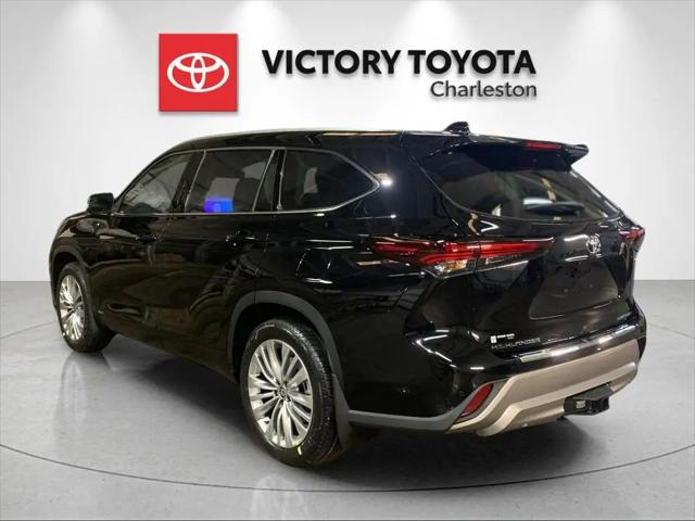 2026 Toyota Highlander Hybrid Platinum