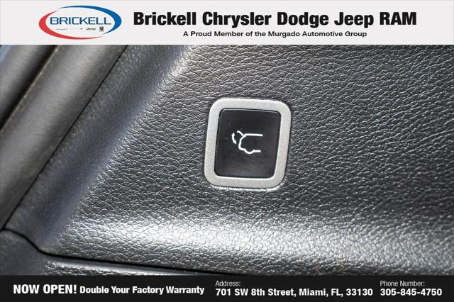 2024 Chrysler Pacifica Hybrid S Appearance Pkg