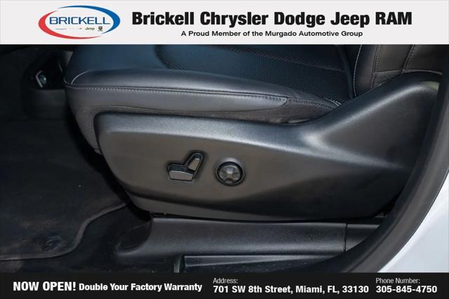 2024 Chrysler Pacifica Hybrid S Appearance Pkg