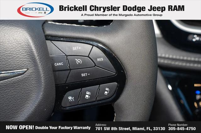 2024 Chrysler Pacifica Hybrid S Appearance Pkg