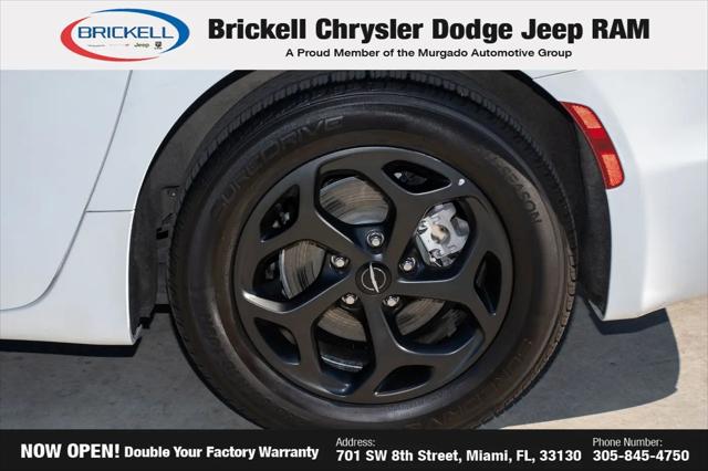 2024 Chrysler Pacifica Hybrid S Appearance Pkg